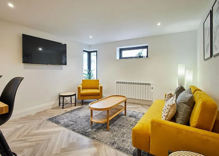 Host & Stay - Flowergate Apartments