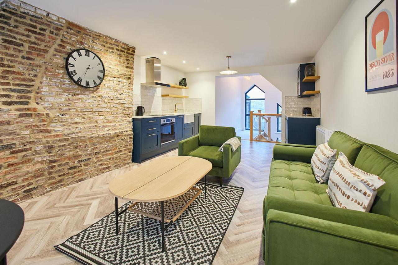 Apartment Host & - Flowergate Whitby